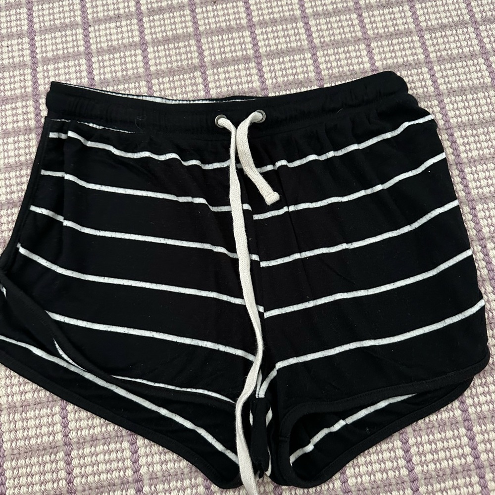 Billabong stripped shorts size small